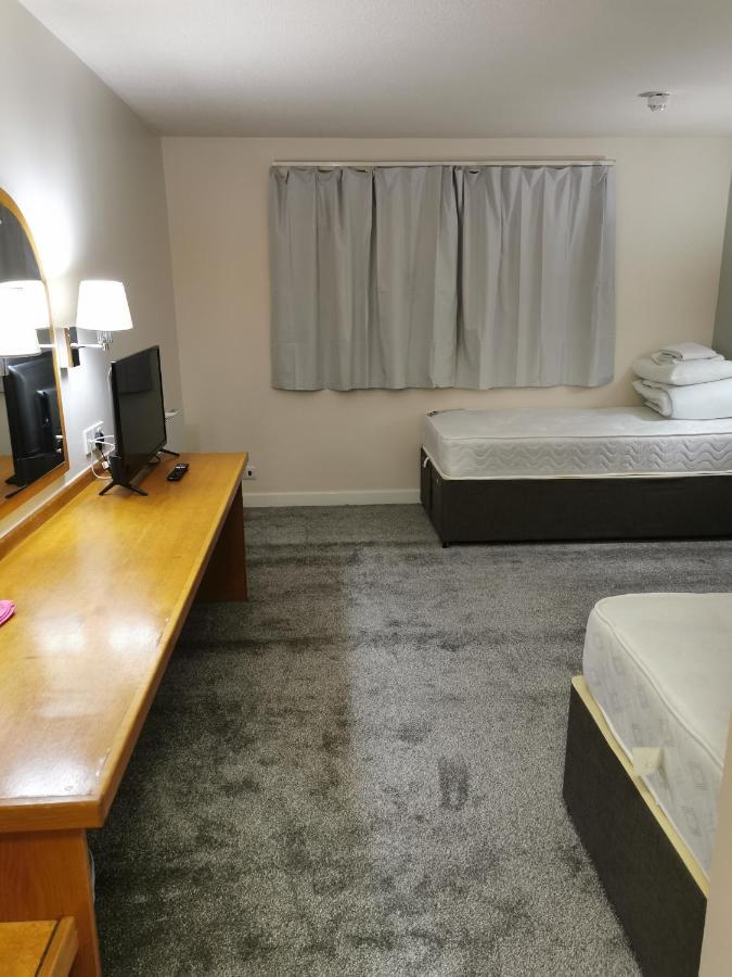 Thurrock Hotel M25 Services Aveley Экстерьер фото
